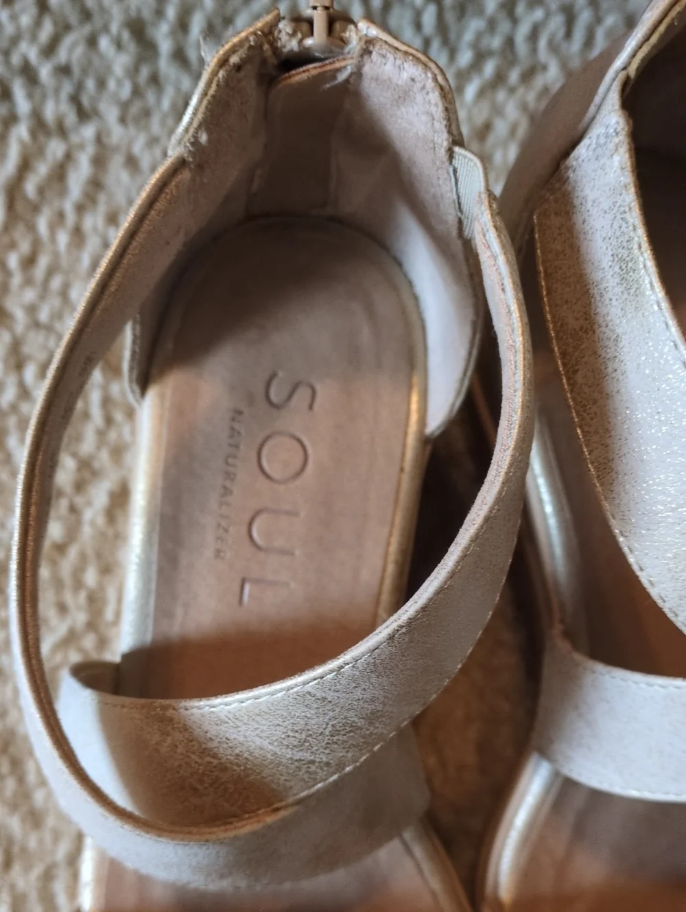 Naturalizer Soul Metallic Gold Women’s Strappy Wedges